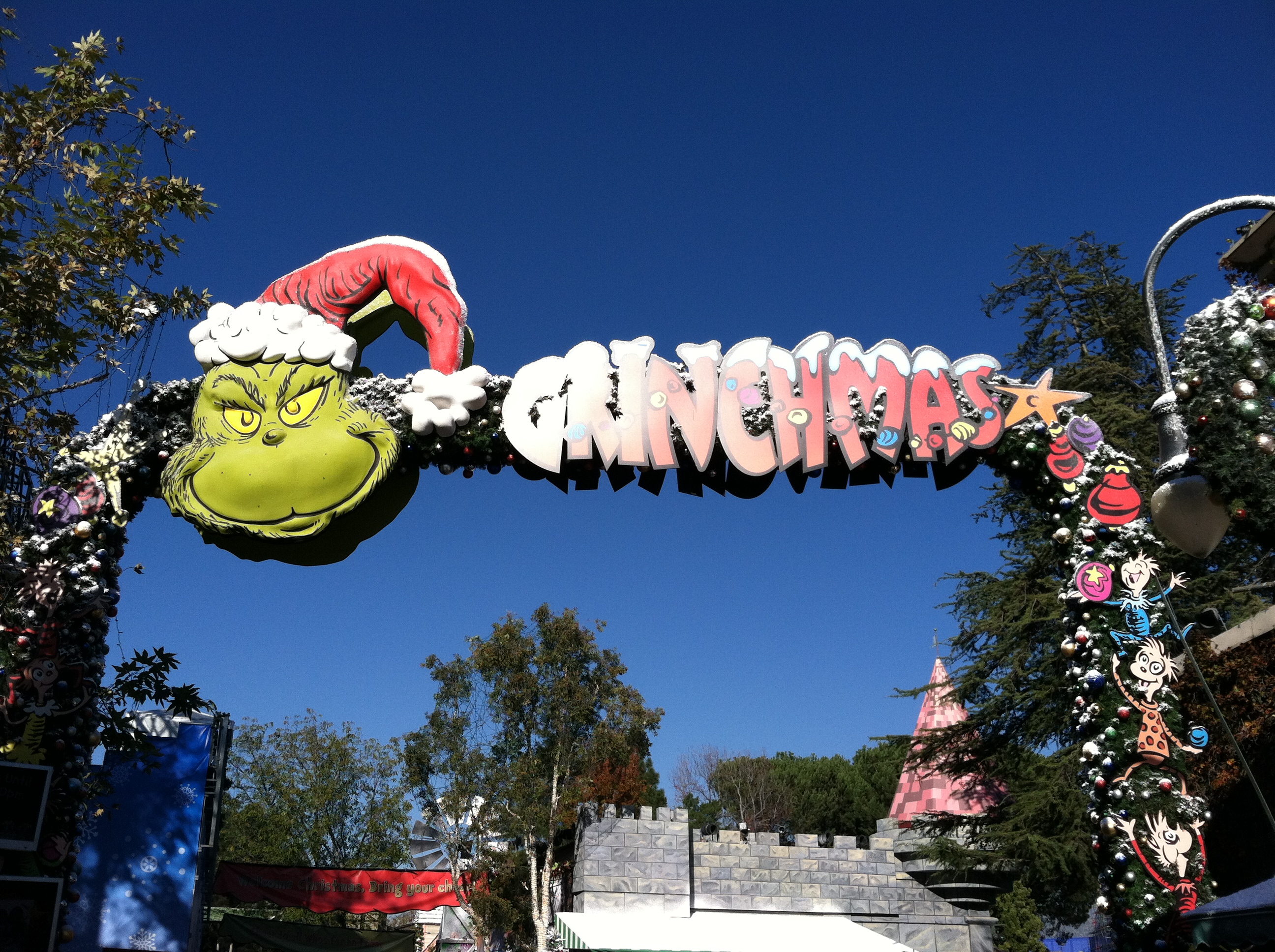 Universal Studios Hollywood Grinchmas Celebration! Daytripping Mom